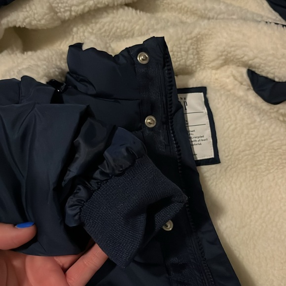 Gap Jacket Coat 5 years cold control max 🤍❄️ like new - Picture 9 of 10